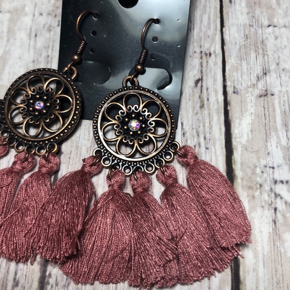 Boho style fringe tassel earrings NWY - Picture 2 of 3